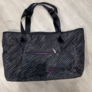 Nike black & purple gym bag PRICE FINAL